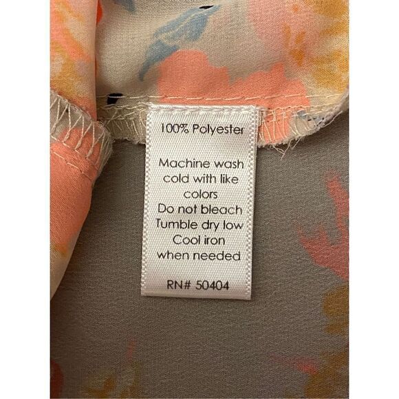 🌸Woman’s Marisol SZ M Ruffled Sheer Floral Stylish Top🌸 - Picture 5 of 6